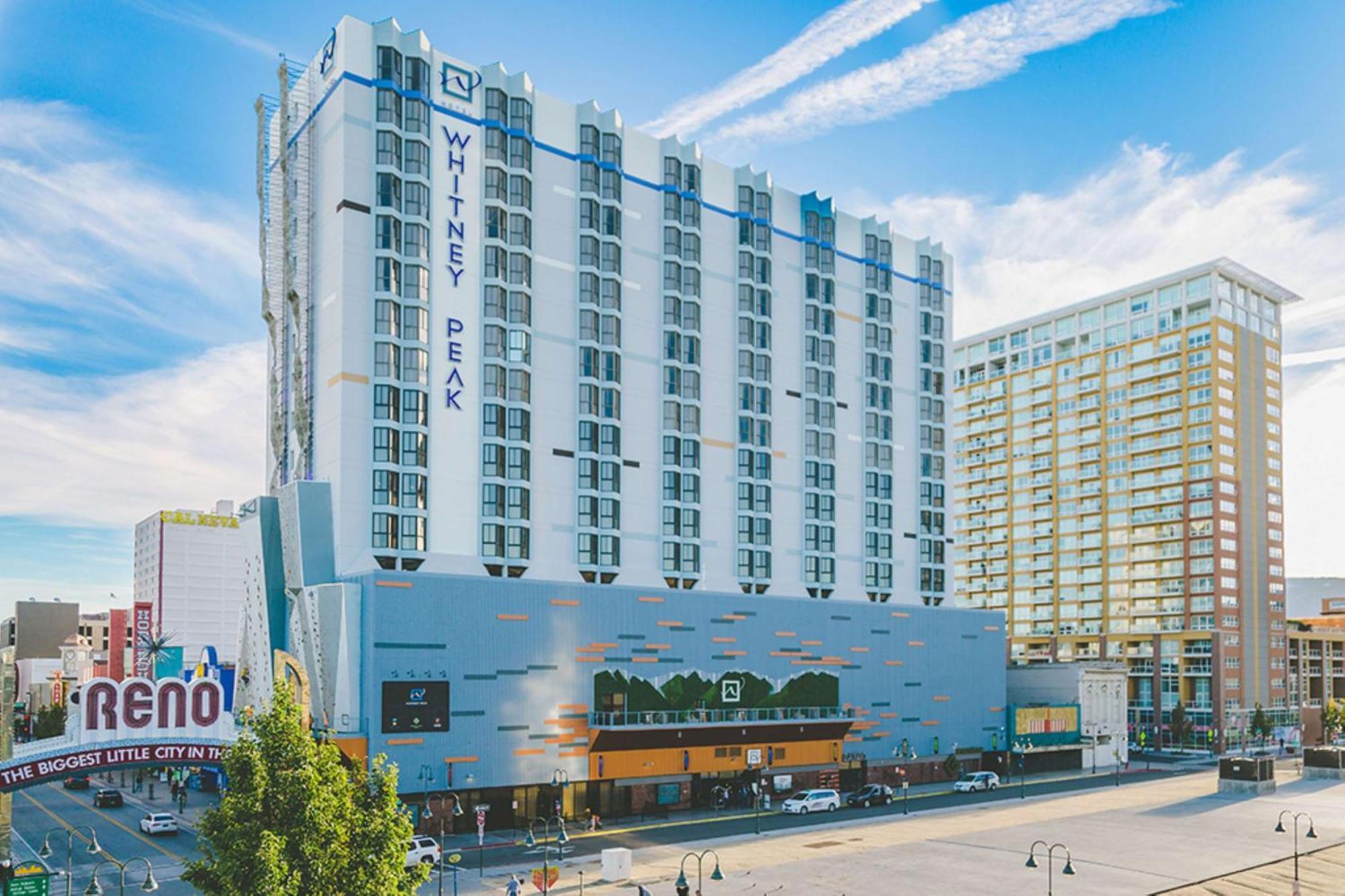 Whitney Peak Hotel Reno, Tapestry Collection By Hilton Exterior photo