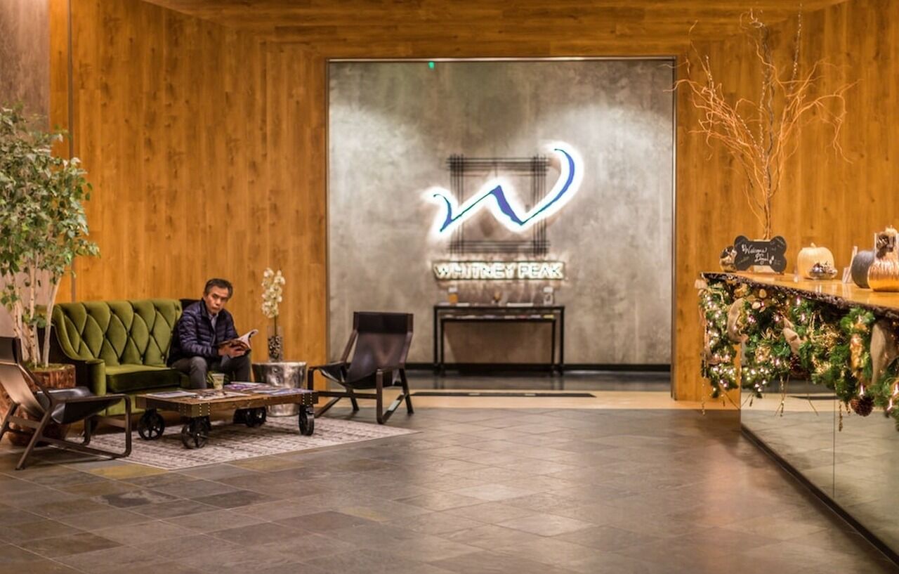 Whitney Peak Hotel Reno, Tapestry Collection By Hilton Exterior photo